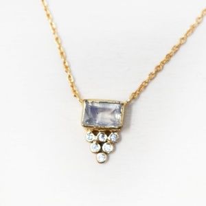 18K Gold Moonstone Delicate Necklace